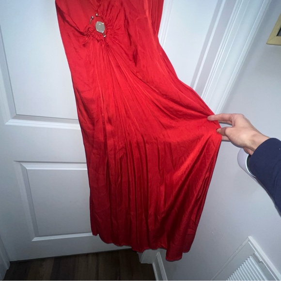 FARM Rio Red One-Shoulder Maxi Dress - Picture 9 of 12